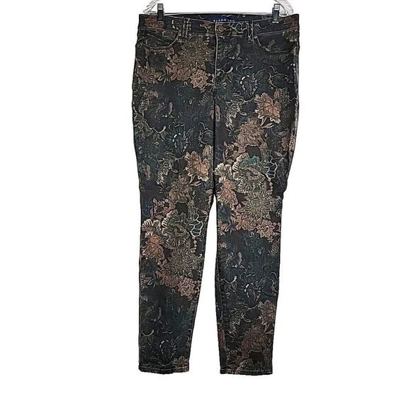 Bandolino Women's Skinny Jeans - Floral Pattern - Picture 1 of 12